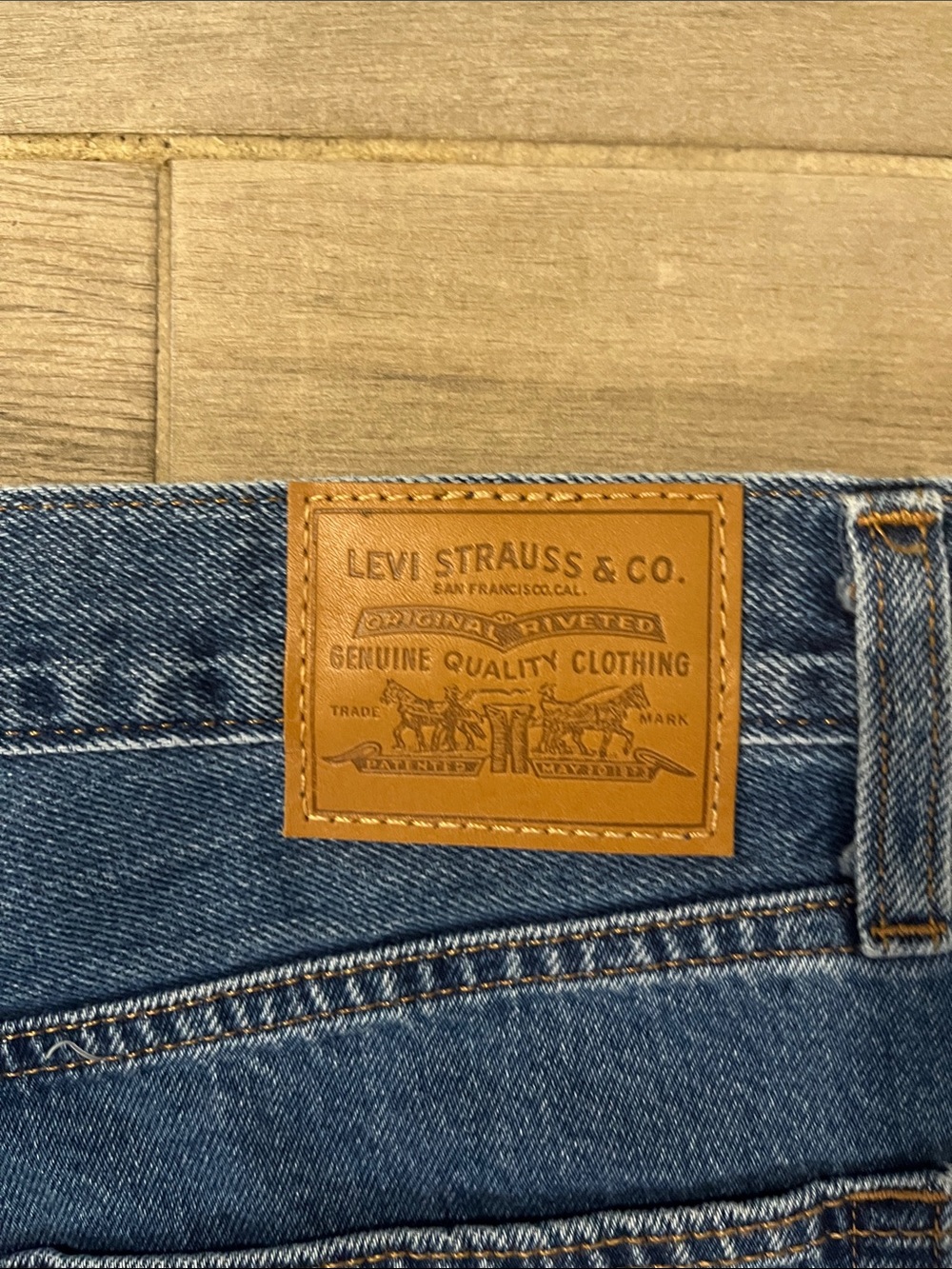Levi's  Denim Shorts - Picture 9 of 9